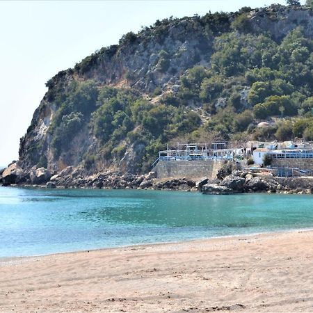 Готель Sea Horizon House Alexis Хімара Екстер'єр фото