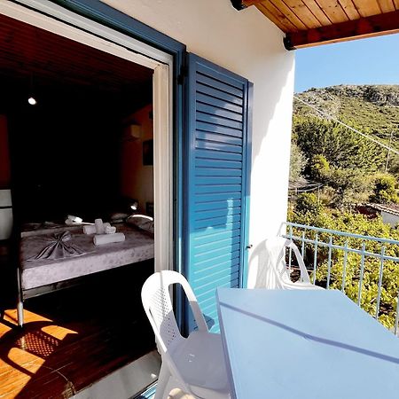 Готель Sea Horizon House Alexis Хімара Екстер'єр фото